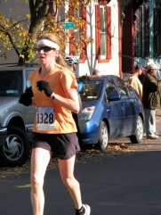 woman runner passing N. Ferry St. on Front St. - Stockade-athon 2009